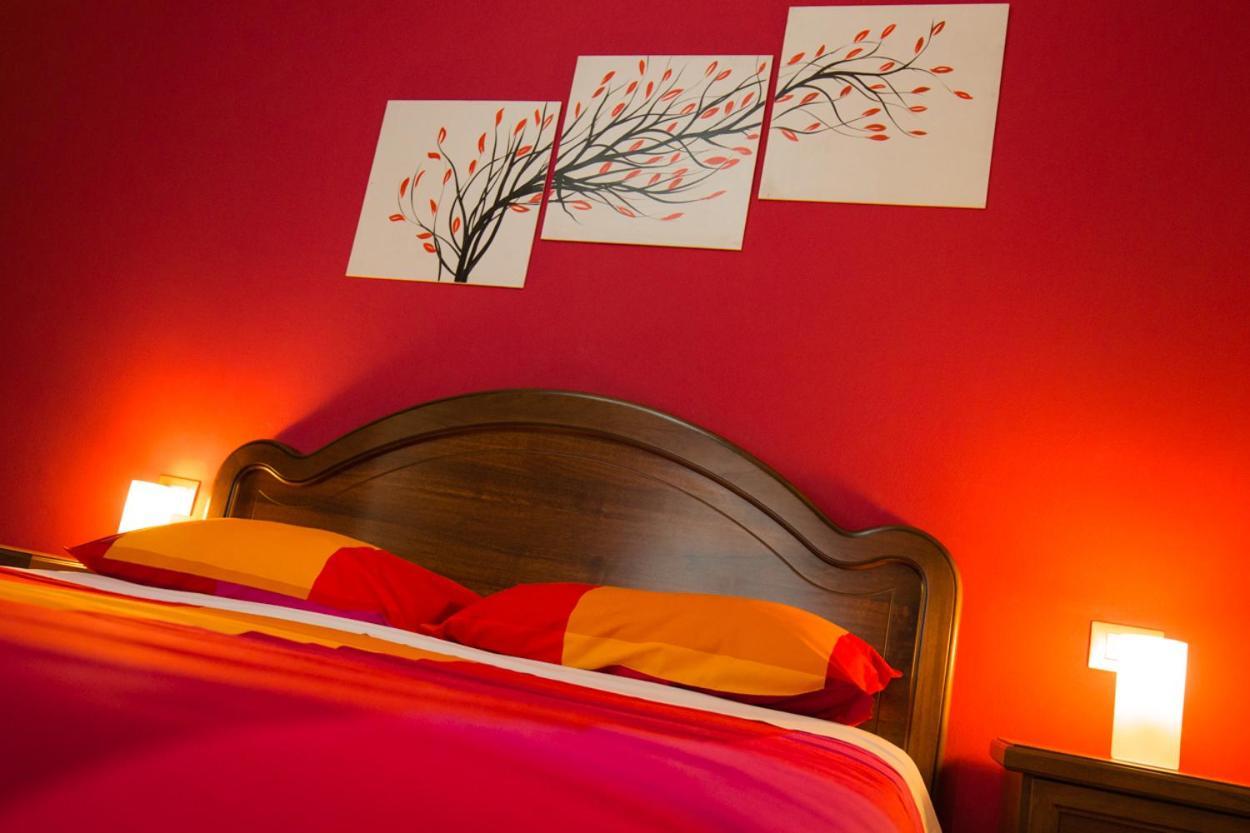 Mandoue Bed and Breakfast Pont-Saint-Martin Exteriör bild
