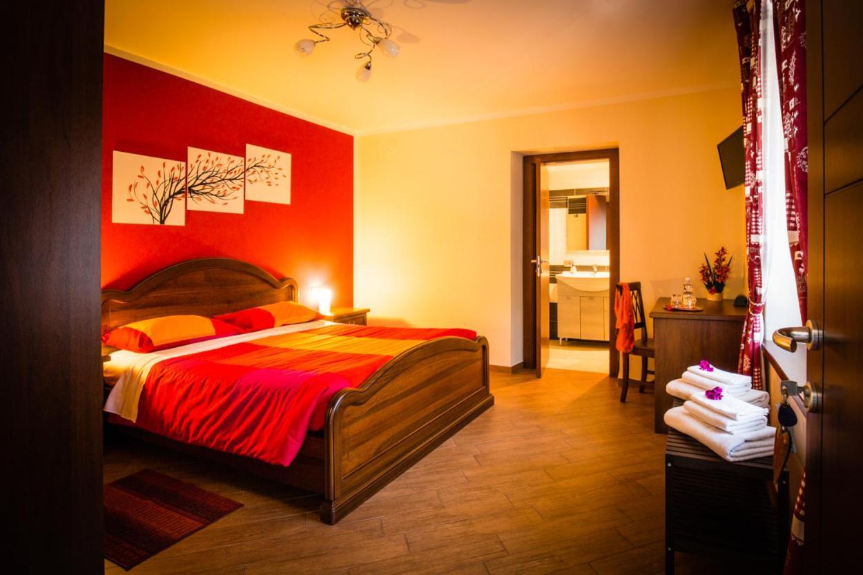 Mandoue Bed and Breakfast Pont-Saint-Martin Exteriör bild